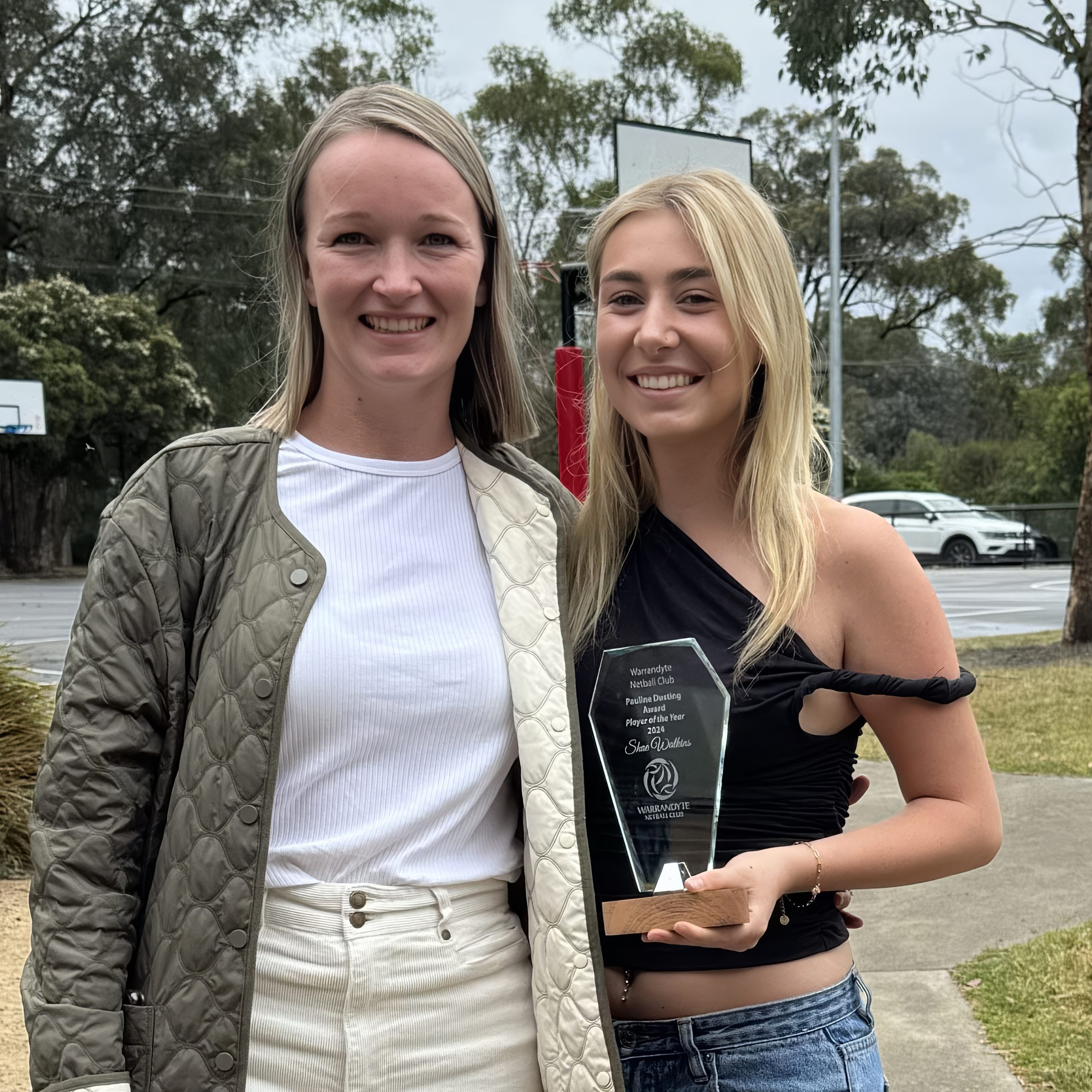 Amie and Shae with the Dusting Award